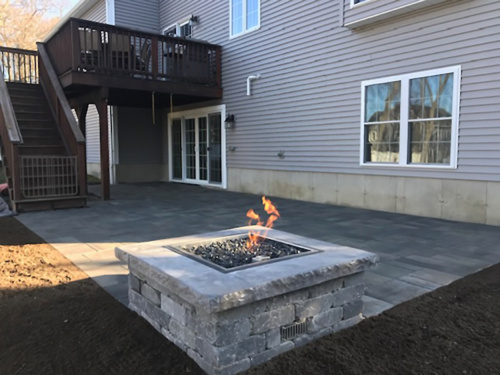 outdoor-fire-place